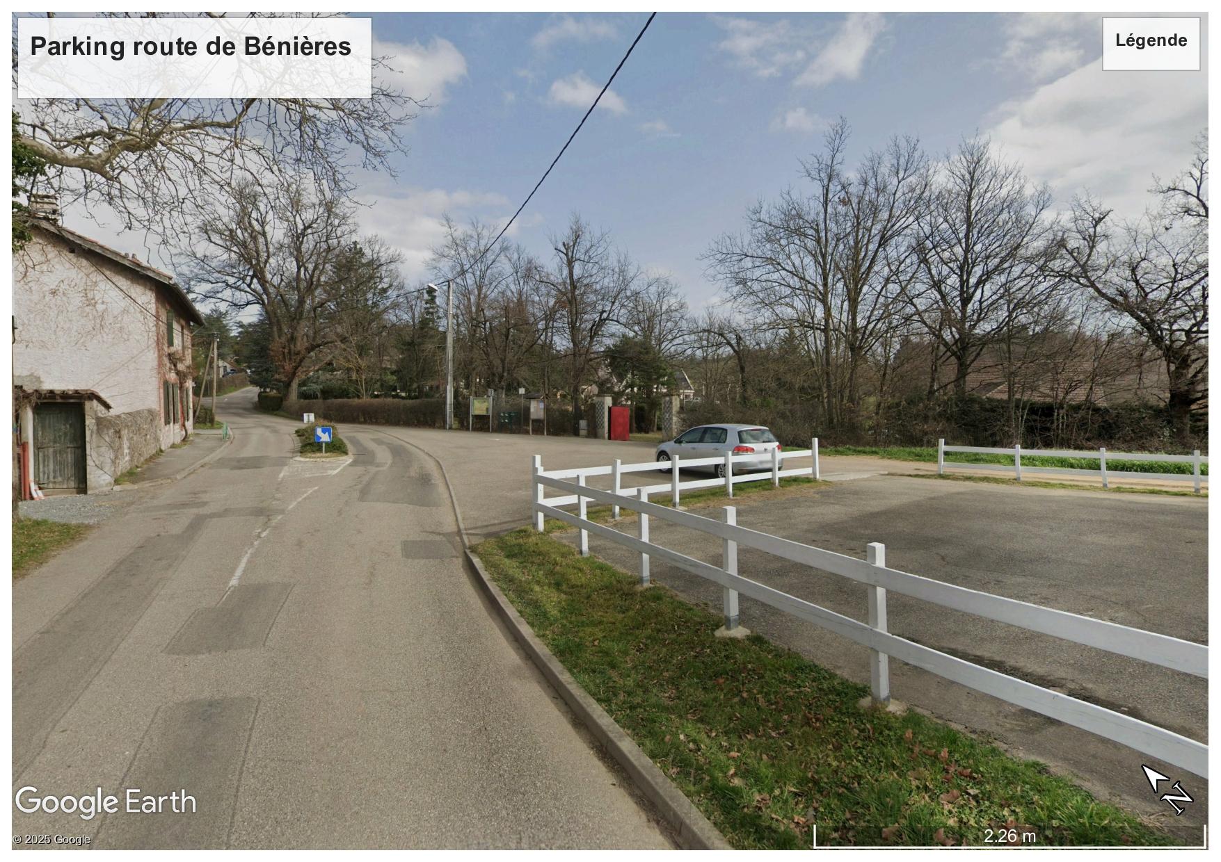 Parking route de benieres